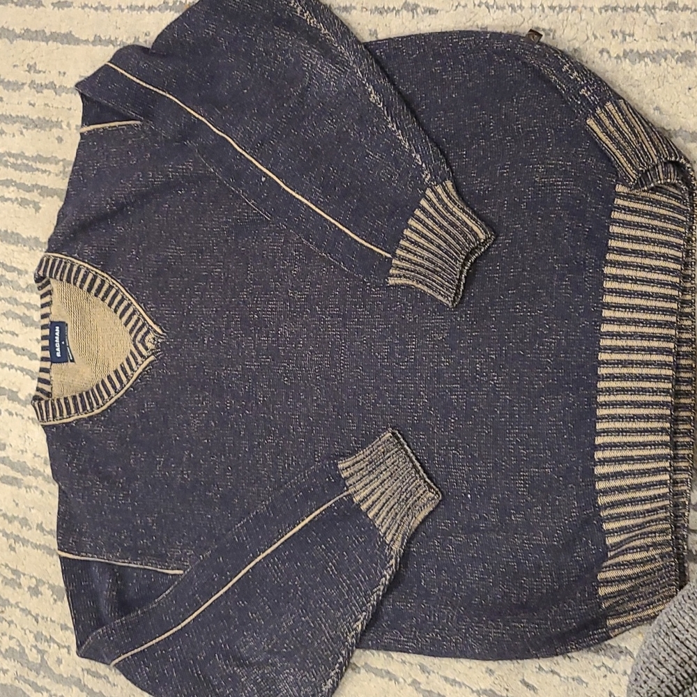 Ragman vneck hand knitted sweater